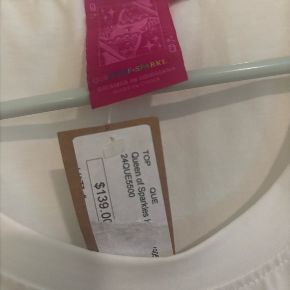QUEEN OF SPARKLES White Tee with Colorful Jewel Helmet Design NWT SIZE XL - Picture 3 of 6